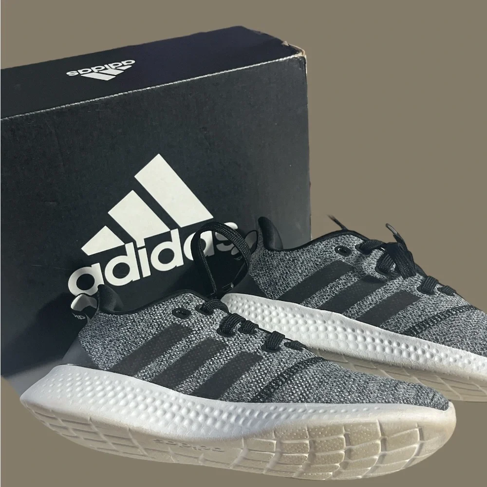 Women’s Adidas Gray/Black PureMotion Running Shoes- Size 7 - Picture 2 of 15